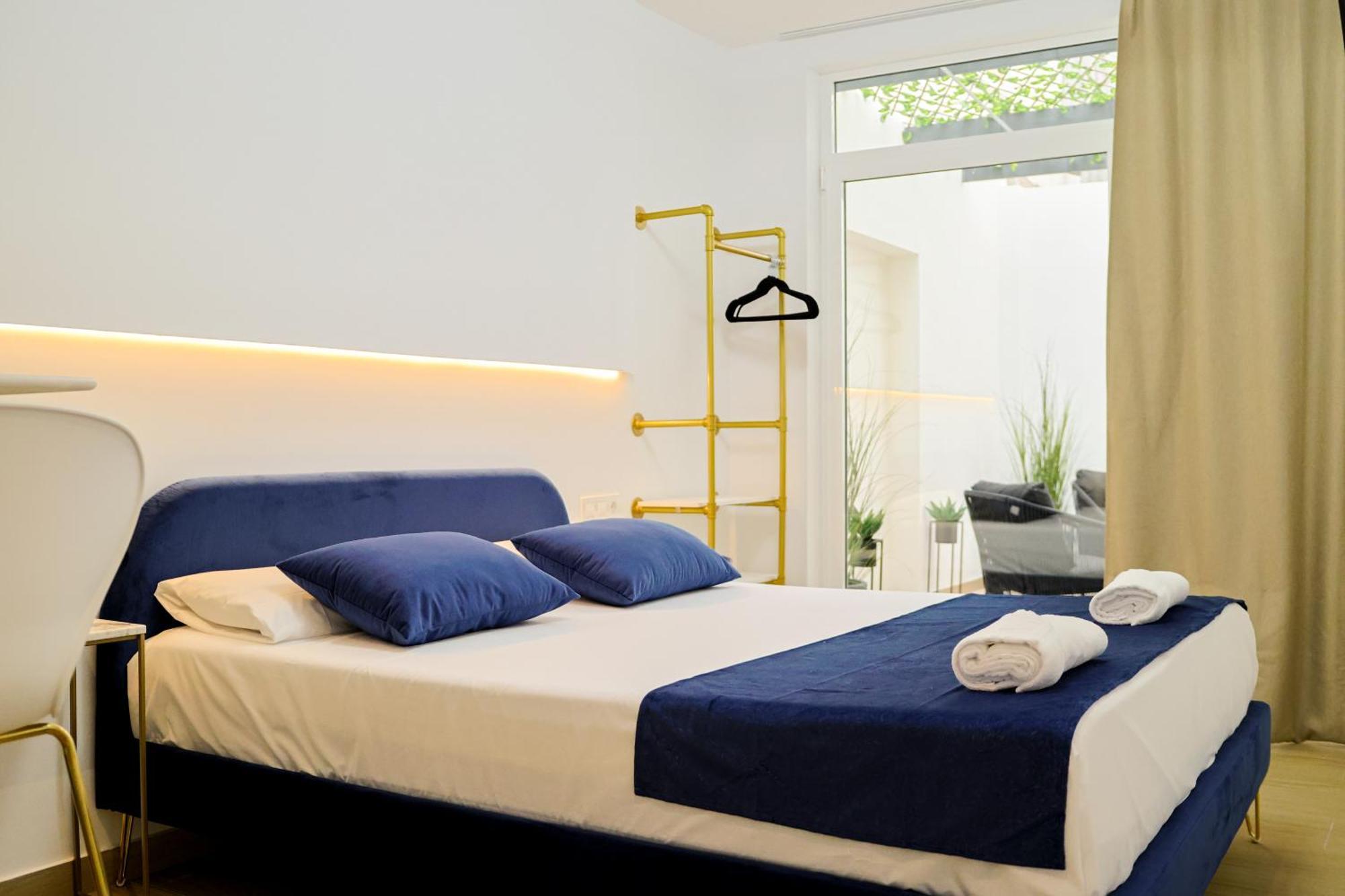 Forata Lofts Hotel Valencia Exterior photo